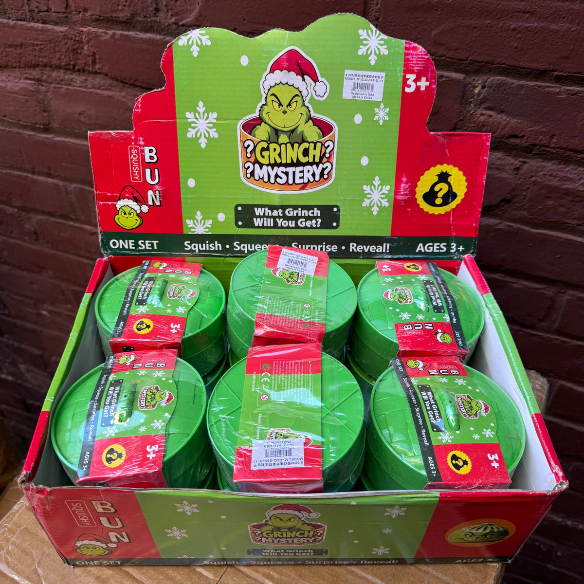 WRAPPED Light Up Gel Grinch Dumpling Squishy 12/pk | BR303