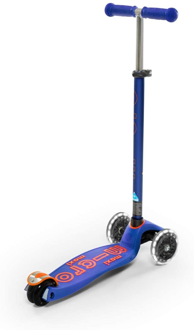 Maxi Dlx Led Blue Scooter