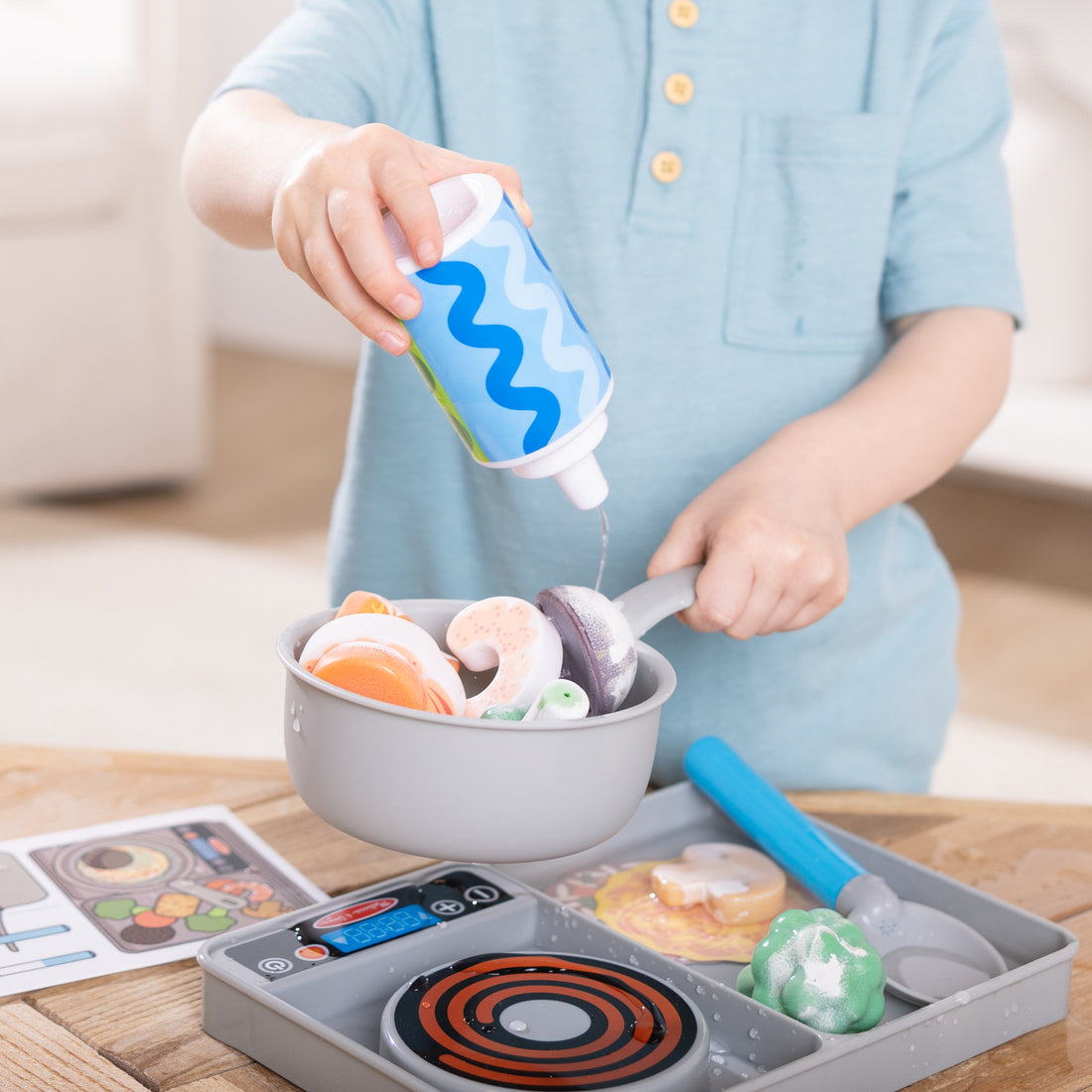 Simmer & Stir Stovetop Play Set with Water Wow! Color Reveal