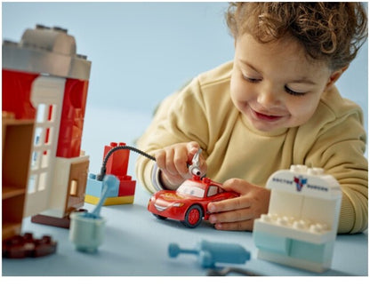 Legogö¼-½ Duplo Disney and Pixar Cars Mcqueen+ô+ç+ûs Visit to Doc+ô+ç+ûs Garage